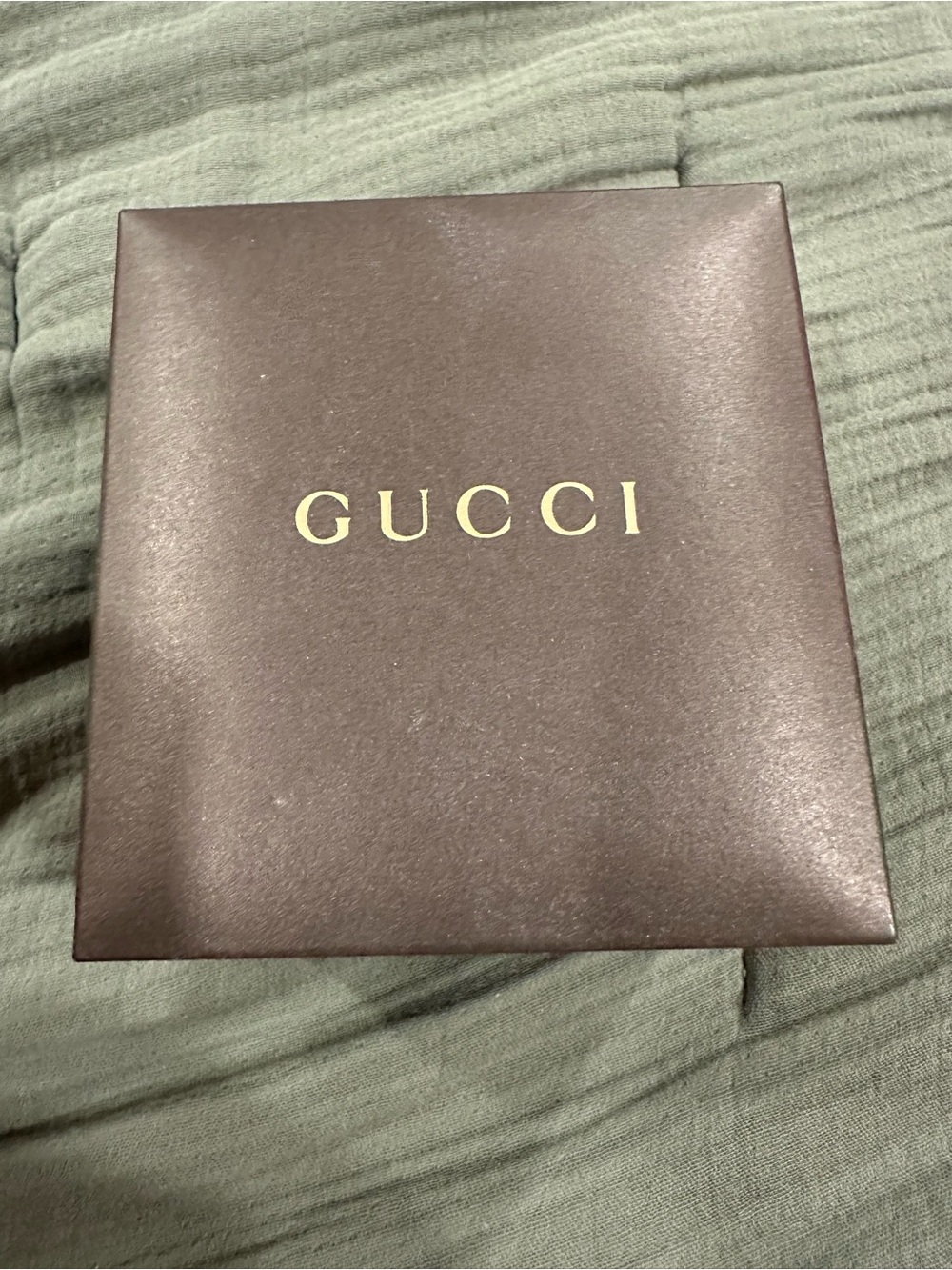 Gucci White Strap Watch with Green and Red Center Stripe - Picture 8 of 10